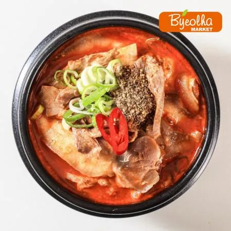 춘풍접객 춘풍 얼큰 돼지국밥 155g / 1인분 밀키트 국밥 해장국 / 캠핑음식 캠핑요리 캠핑밀키트 / 냉동국밥 순대국 이미지