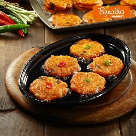 사옹원 부침명장 한입 아삭 김치전 300g 간식 전 요리 부침개 간편조리 소포장 냉동 이미지