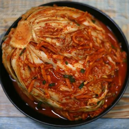 서울식 포기김치 3kg - 국내산 / 가정식 정다래 배추 / 깔끔한 양념맛 이미지