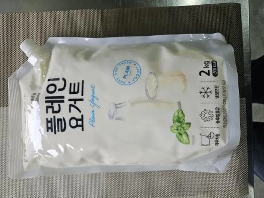 푸르밀 플레인요거트 대용량 2Kg 1봉 이미지
