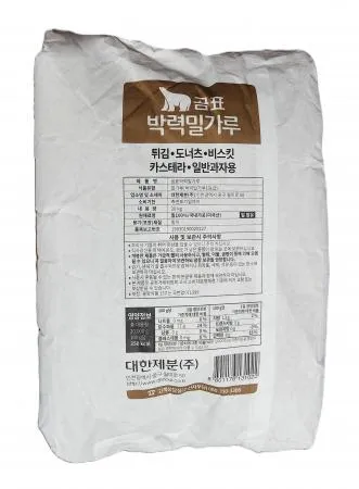 대한제분 곰표 박력밀가루 다목적용 20kg 이미지