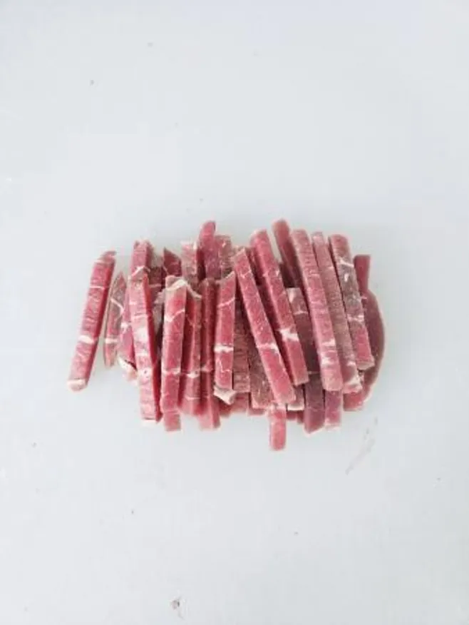 우육,홍두깨,1kg(0.5*0.5*6~8cm),냉동,Steer,채썰기,호주,밀봉/진공포장 아님 이미지