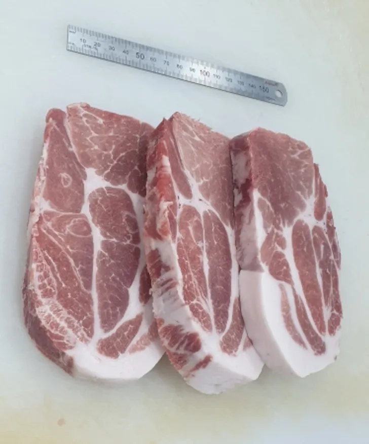 돈육,1Kg(2cm),목심,냉동,슬라이스,국산,밀봉/진공포장 아님 이미지
