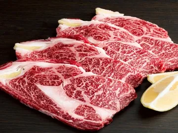 육우(등심,냉동,3등급,국용,국산),밀봉/진공포장 아님