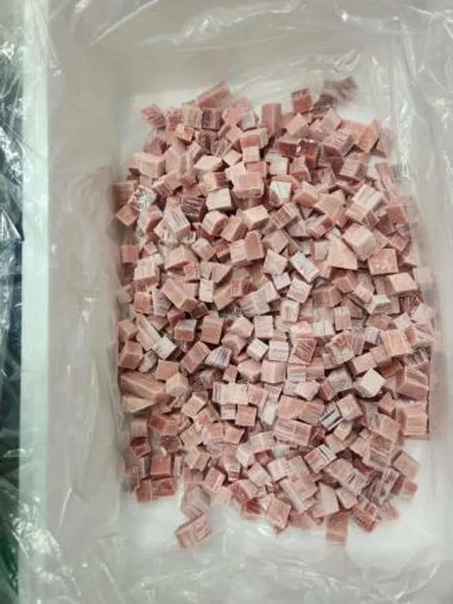 눈다랑어,1Kg(최소발주량2kg),냉동,상품,회덮밥용,깍둑썰기,원양 이미지