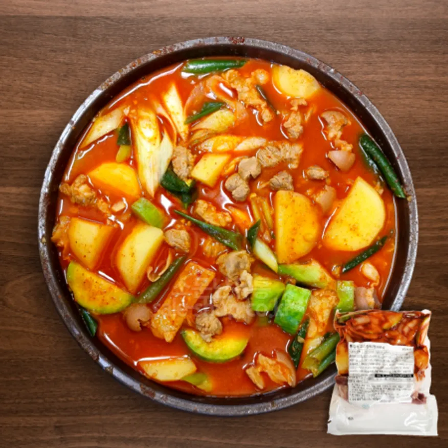 칼칼한 통감자 고추장찌개 밀키트 520g (2인분) 냉동 이미지