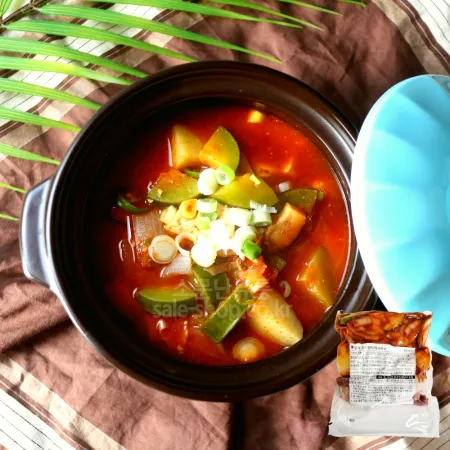 칼칼한 통감자 고추장찌개 밀키트 520g (2인분) 냉동 이미지