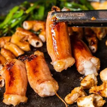 (신돈축산유통) (전골 전용) 업소용 냉동 삶은 한우곱창 소곱창 2kg 이미지