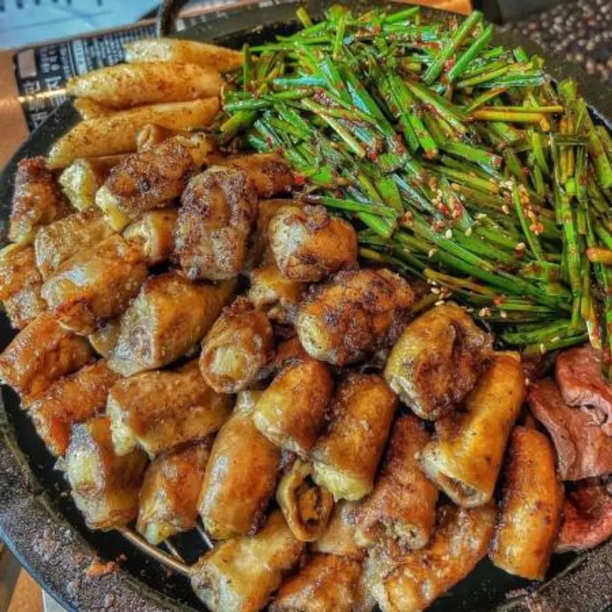 (신돈축산유통) (전골전용) 업소용 냉동 삶은 한우곱창 소곱창 10kg 이미지