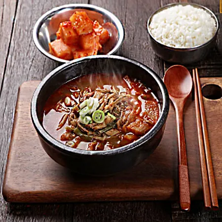 얼큰사골육개장 600g 소고기육개장 소고기국밥 고사리육개장