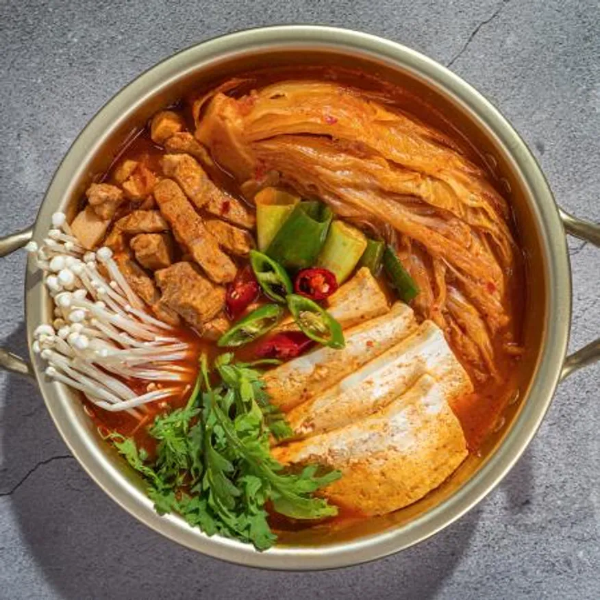 묵은지 김치찜 1.3kg 12팩/box 이미지