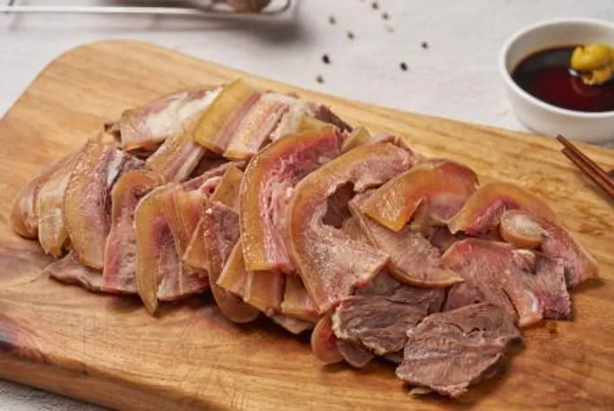 한우 소머리고기슬라이스 1kg 국내산 소머리국밥 한우국밥용 볶음용 업소용 탕거리 이미지