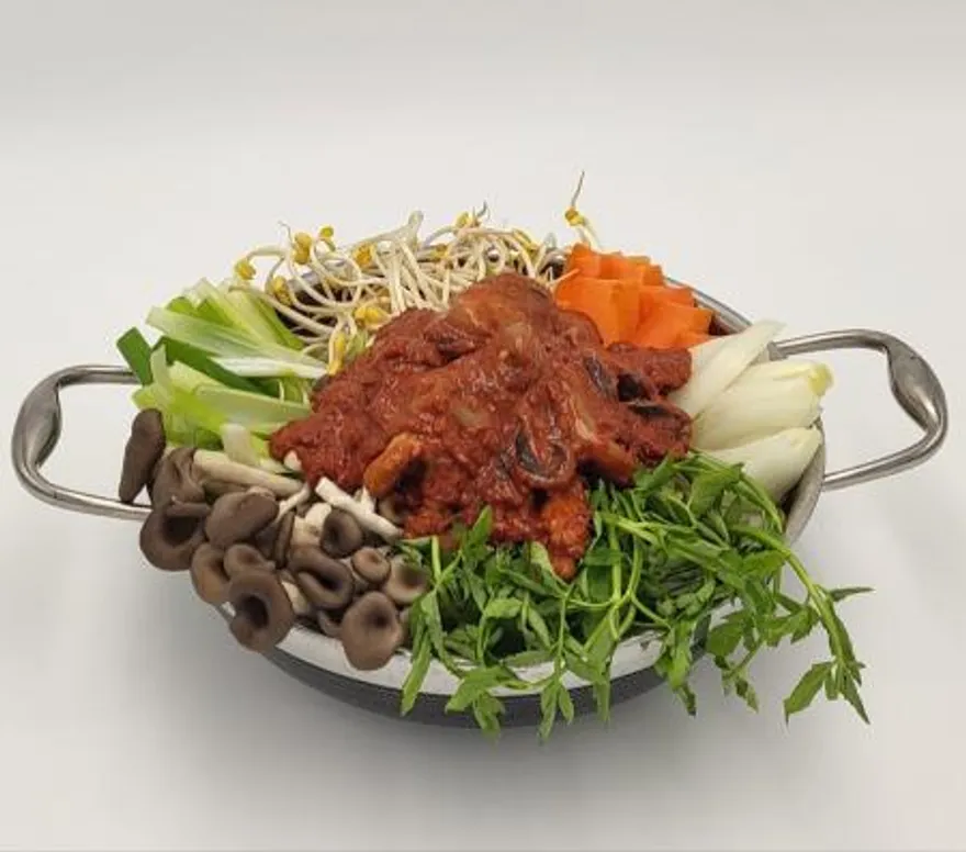 쭈꾸미볶음 450g 간편식 맛집 캠핑 야식 술안주 2~3인분 이미지