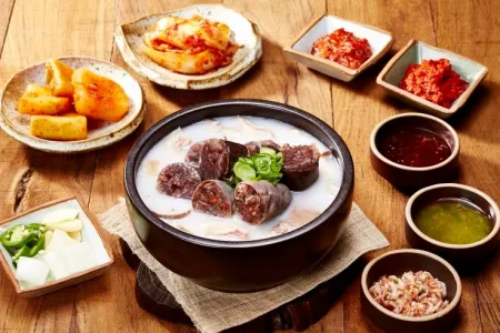 (훈푸드) 얼큰순대국 3봉 밀키트