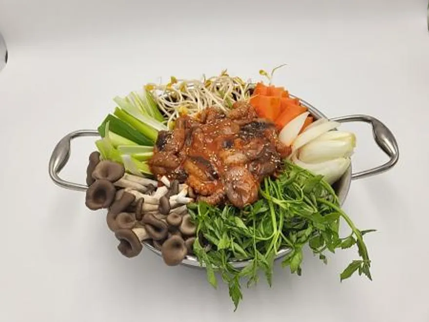 쭈꾸미볶음 450g 간편식 맛집 캠핑 야식 술안주 2~3인분 이미지