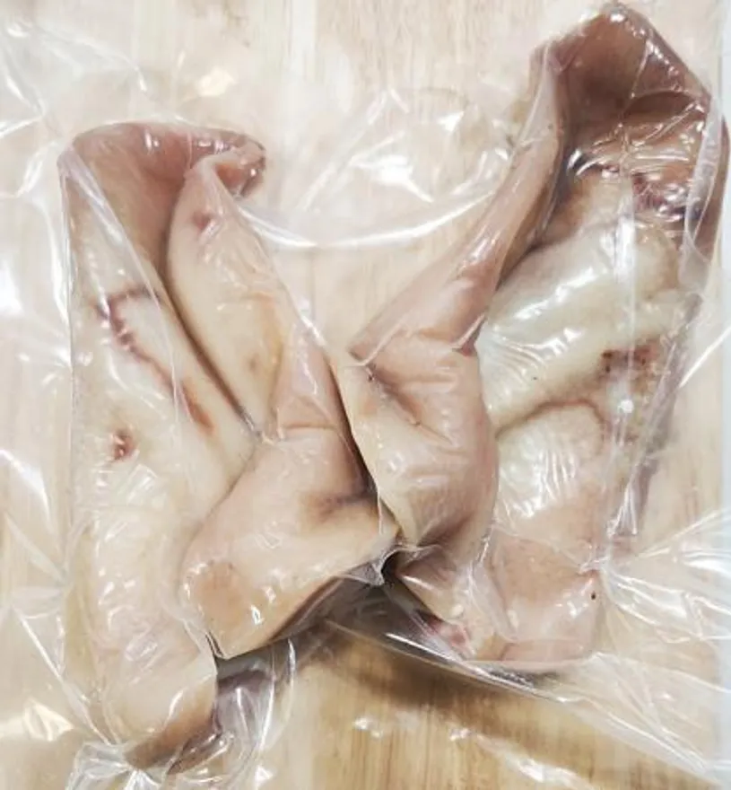 국내산 쫄깃한 돼지귀 (완숙) * 5EA_순대국 볶음 간식 안주 돼지부속 무침 훈푸드 이미지