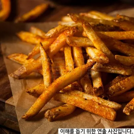 맘스터치 케이준 감자튀김 1kg 이미지