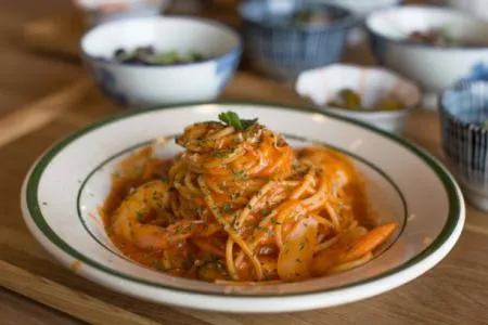 [24캔/무료배송] 롱고바디 토마토홀 400g 파스타 스파게티용 토마토소스 이미지
