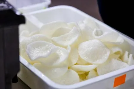 [10개] 사지앙 알 새우칩 1kg 기본안주 간식 새우과자 튀겨먹는 새우칩 이미지