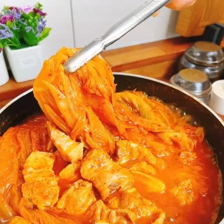 김치찜 삼겹 김치찌개 통김치찜700g+삼겹살300g 이미지