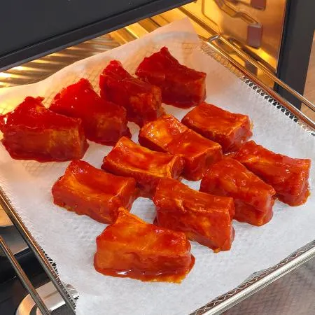 국내산 한돈 한입 양념 매운 쪽갈비 720g×2팩