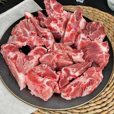 특가 한돈 등뼈 3kg