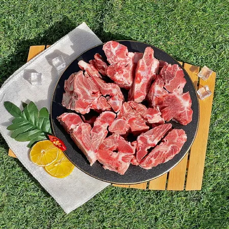 특가 한돈 등뼈 3kg 이미지