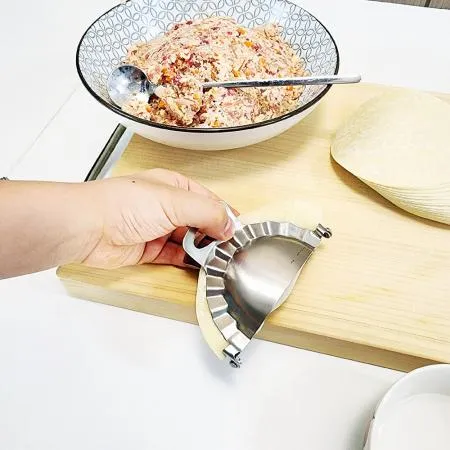 편리한 만두만들기 304 스텐 접는 만두틀 모양틀 10-13cm 이미지
