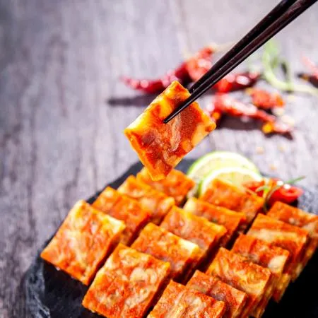 야식만참 매콤닭발편육 250g