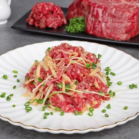 [무료배송]국내산 육우 냉장 육회 250g+250g 간장소스 2팩 이미지