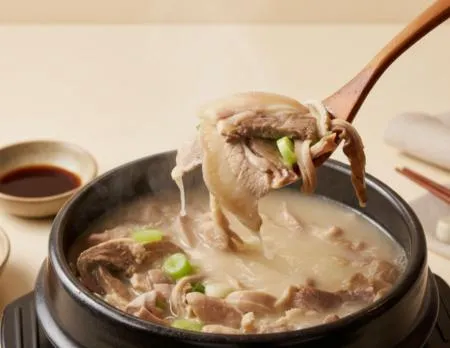 모돈탕육(삶은 모돈 돼지머리 / 모돈 머리고기 슬라이스) 3kg 귀부분 미포함/지방최소 특 이미지