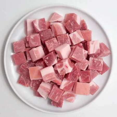 국내산 돈후지 흑돈 깍뚝 큐브 2.5x2.5x2.5Cm 1Kg