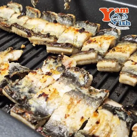 국산 자포니카 민물장어 1kg 3-4미 손질후 700g 내외(머리뼈 무) 이미지