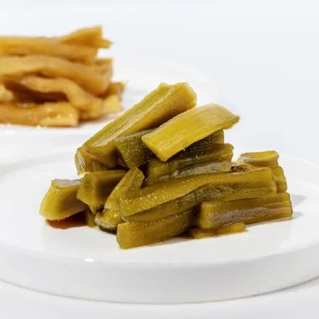 [무료배송] 궁채절임, 아삭아삭 궁채장아찌 (4kg/1EA), 줄기상추 대용량 업소용 궁채 이미지