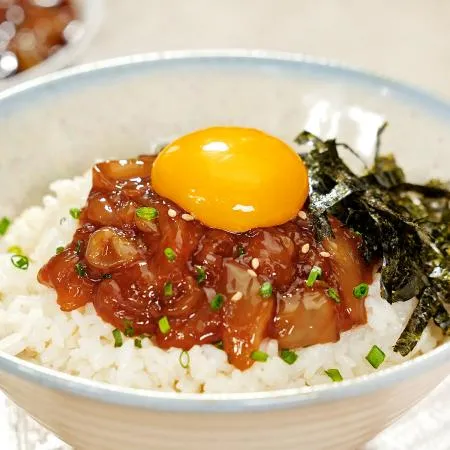 손질 필요없는 탱글한 순살 간장게장 이미지