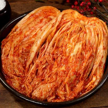 전통방식 그대로 숙성해 깊은 감칠맛 묵은지