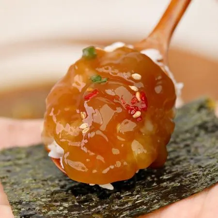 손질 필요없는 탱글한 순살 간장게장 이미지