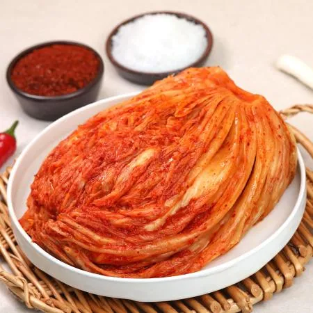 전통방식 그대로 숙성해 깊은 감칠맛 묵은지 이미지