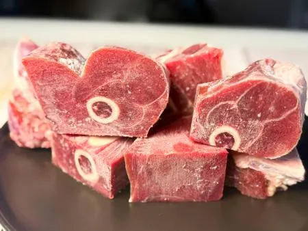 미트KG 호주산 냉동 염소고기 암컷 2kg(껍질있음) 이미지