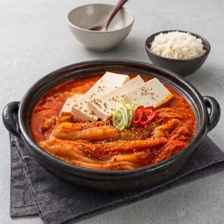 숙성실비김치 3kg 매운김치 묵은지 배추김치 포기김치 실비김치 이미지