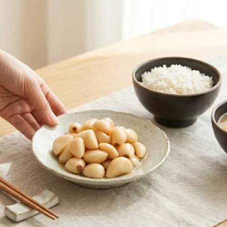 천년의반찬 깐마늘지 4kg 알마늘 절임 마늘 장아찌 마늘초절임
