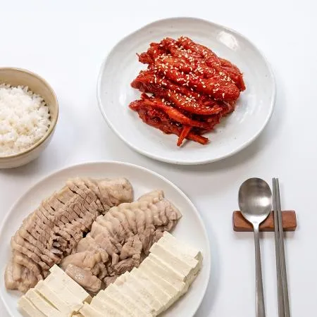 [특가] 더덕무침 1kg 더덕고추장무침 더덕반찬 매콤한 업소용 천년의반찬 이미지