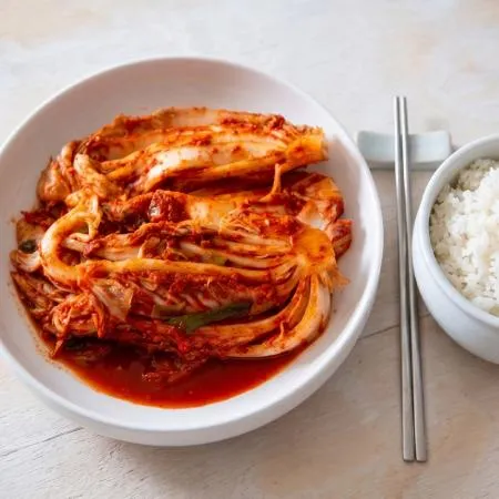 실비배추김치 1kg 매운 김치 매콤한 맛있는 포기김치 천년의반찬 이미지
