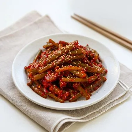 마늘쫑무침 1kg 양념마늘쫑 고추장 마늘쫑 장아찌