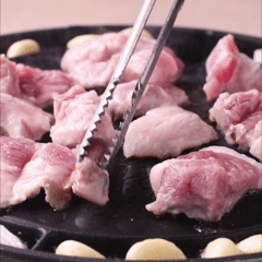 돼지고기삼겹살파지 500g *면세_구이 볶음 찌개 보쌈 덮밥 푸딩팩토리