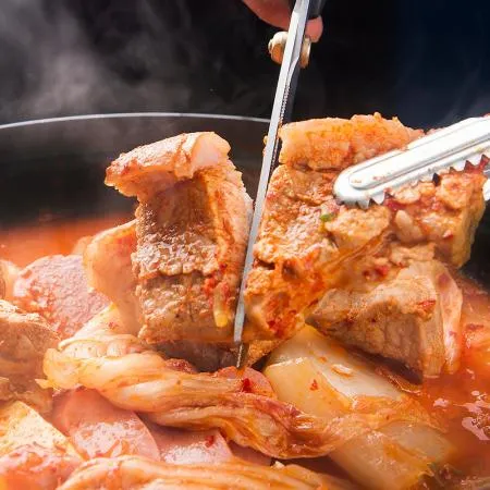 신성 마미쿡 돼지고기김치찜 이미지