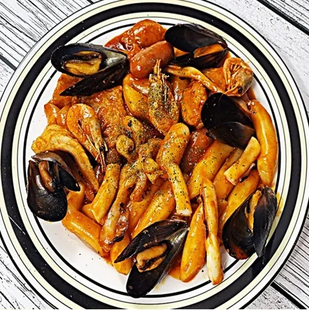스페셜해물떡볶이 550g ㈜지앤푸드
