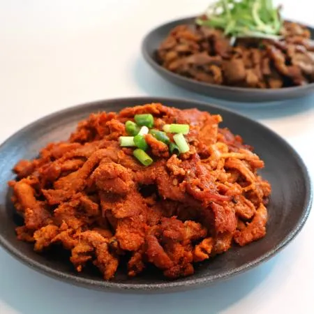 [여우마을] 대구 북성로 완조리 고추장 연탄불고기 업소용 냉동불고기 200g 묶음 이미지