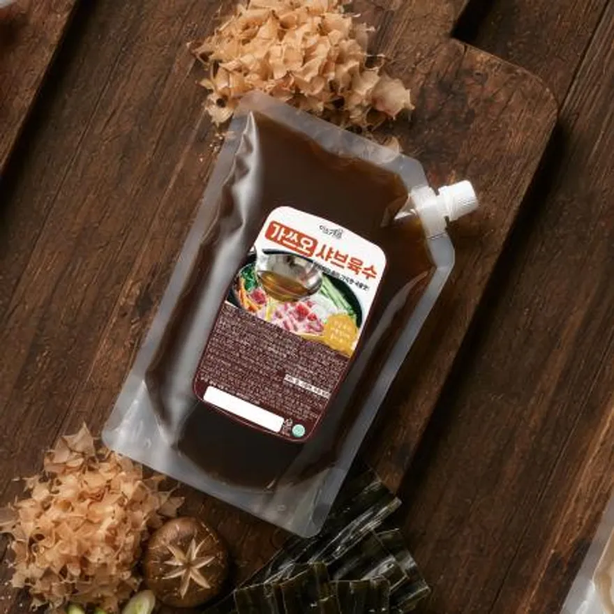 이츠쉐프 25배수 고농축 가쓰오 샤브샤브 육수 대용량 업소용 우동 소스 2kg, 1개 이미지