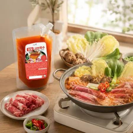 이츠쉐프 25배수 고농축 칼칼 샤브샤브 육수 대용량 업소용 얼큰 소스 2kg, 1개 이미지